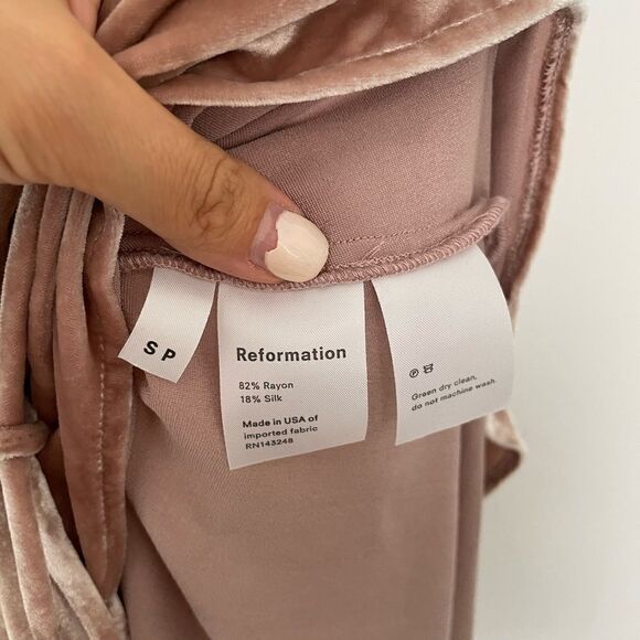 Reformation Anoush Velvet Dress in Blush - Picture 5 of 8